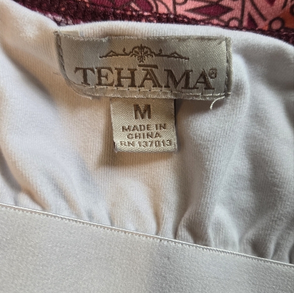 Tehama sporty womens dress, size medium, EUC. 31" in length, pit to pit: 15.5" - Picture 4 of 7